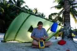 Exped Tarp Poncho -Therm-a-Rest Soldes exped tarp poncho 02 2