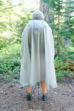 Six Moon Designs Gatewood Cape -Therm-a-Rest Soldes six moon design gatewood cape 04